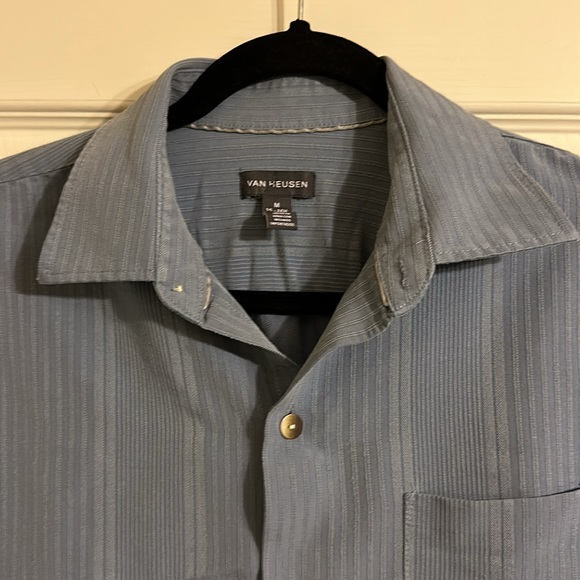 Van Heusen Short Sleeve Blue Ribbed Shirt - Picture 2 of 5